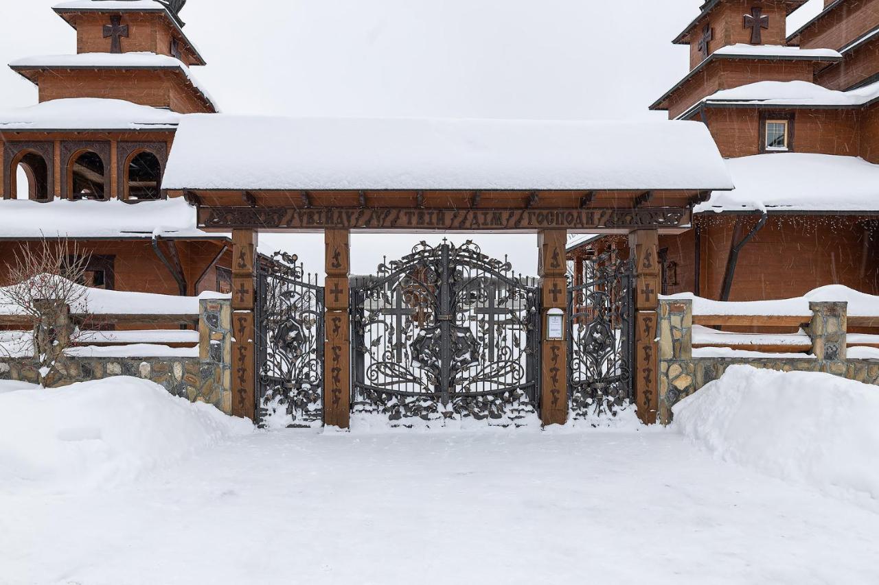 Карпатська Ружа Plave Екстериор снимка